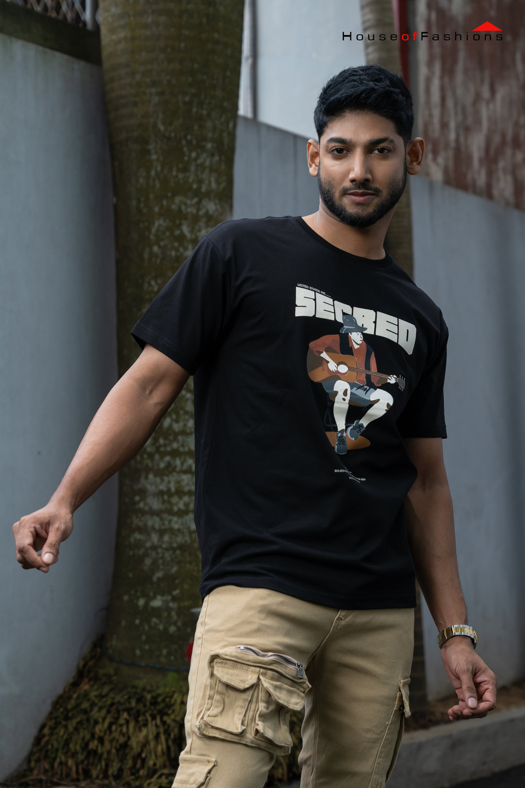 Men Printed Round Neck Cotton Blend Black T-Shirt