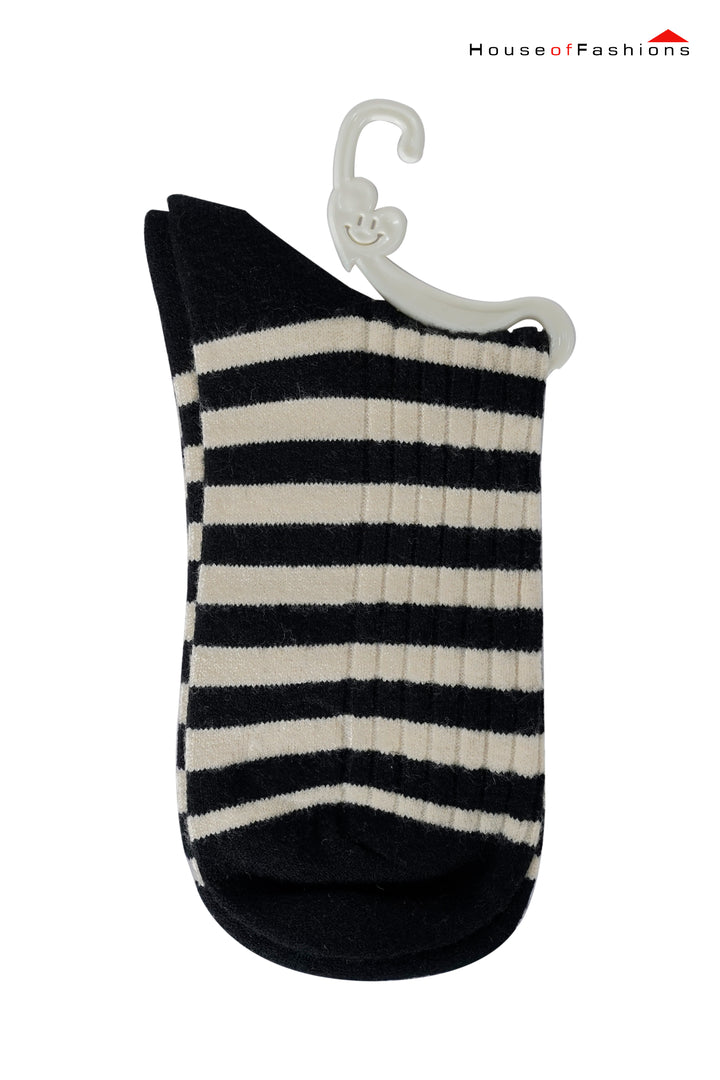 Striped socks for women autumn and winter wholesale socks piled socks cotton versatile women's socks Zhuji socks wear stockings outside