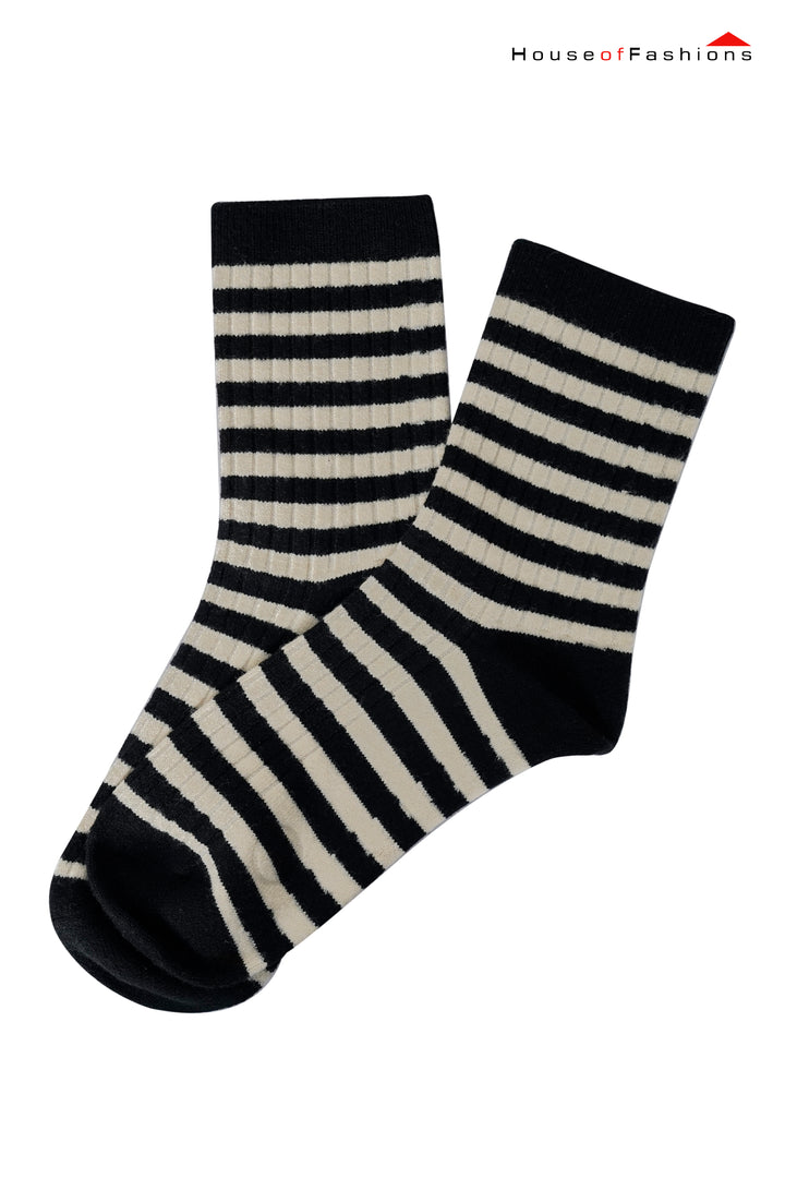 Striped socks for women autumn and winter wholesale socks piled socks cotton versatile women's socks Zhuji socks wear stockings outside
