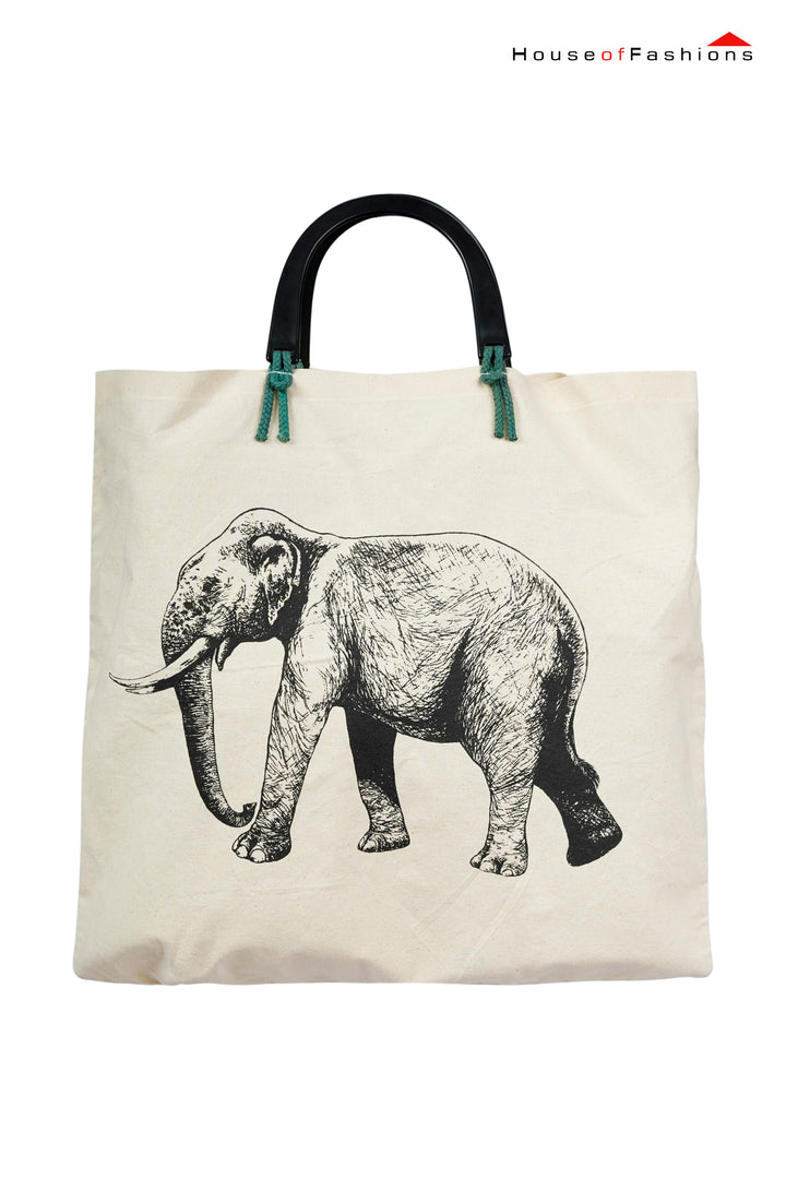 Women’s Chic Cloth Tote Bag – Stylish & Spacious