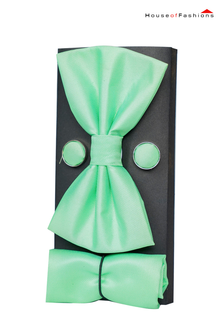 Mint Class – Light Green Bow Tie, Pocket Square & Cufflinks Set