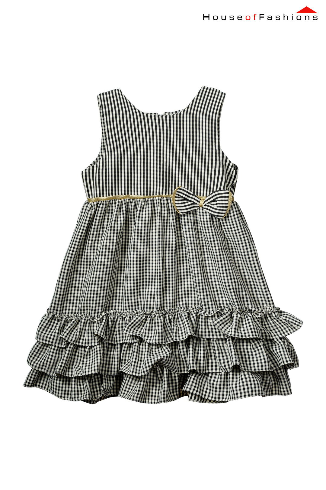 Monochrome Charm – Tiered Gingham Party Dress